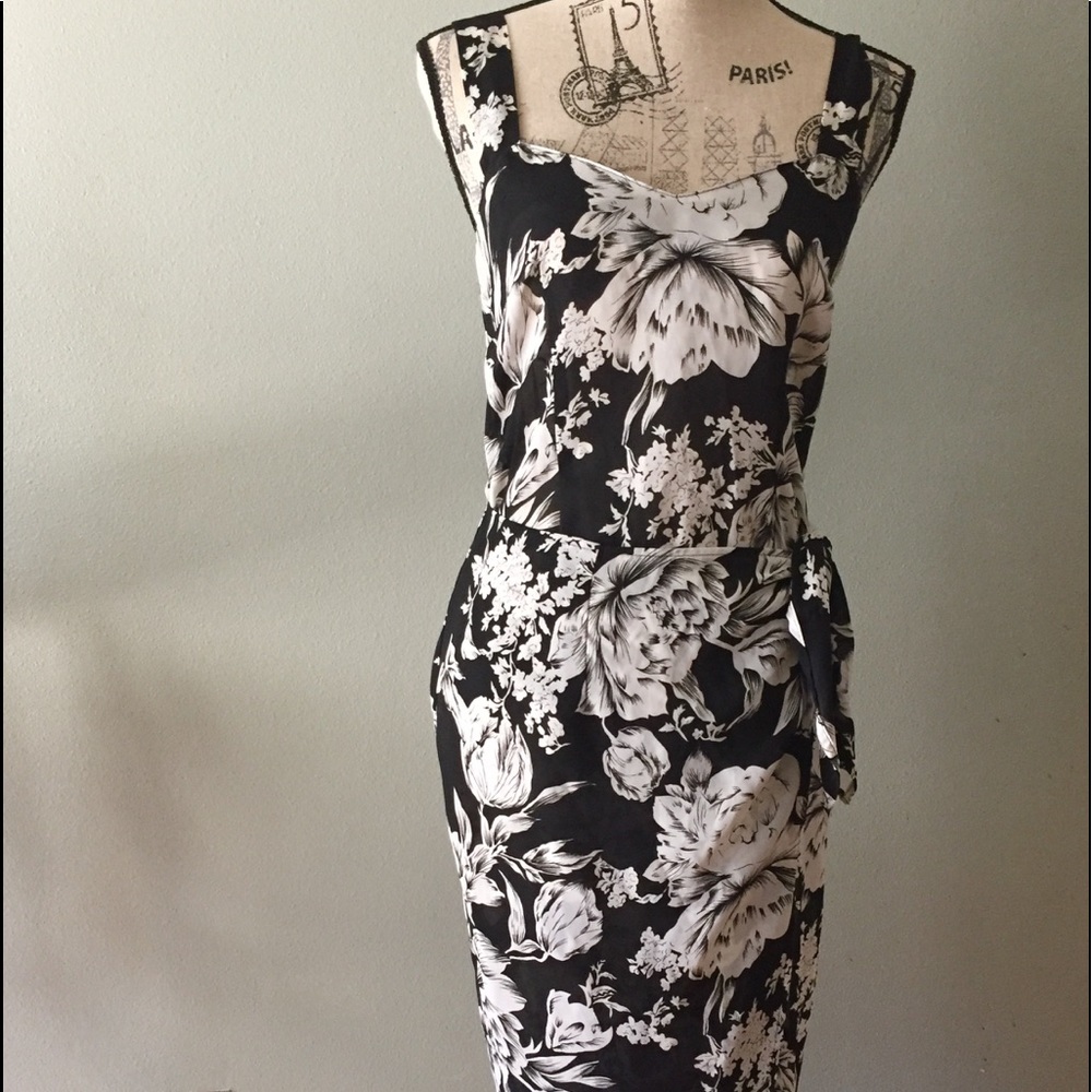 Dress by Knapp Studo